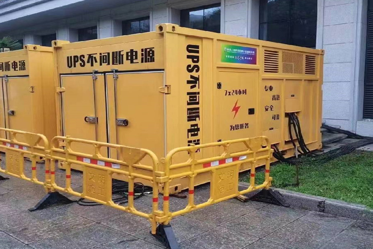 普格发电机租赁施工现场